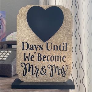 Wedding Countdown Sign, Gold and Black